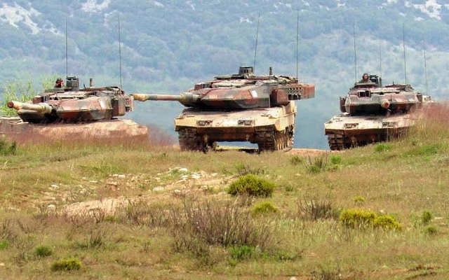 Άγρια κόντρα μεταξύ τεθωρακισμένων ταξιαρχιών -Διαγωνίστηκαν μεταξύ τους ποια θα τσακίσει πρώτη και καλύτερα τους απέναντι…!